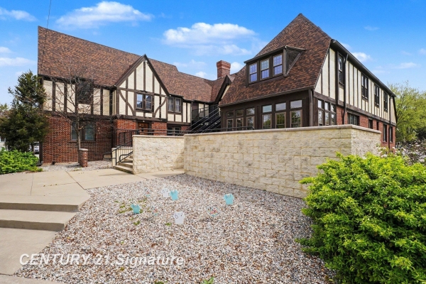 Listing Image #2 - Others for sale at 302 Tuscola, Bay City MI 48708
