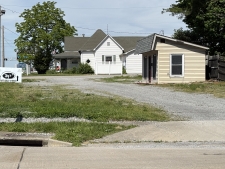Listing Image #2 - Land for sale at 200 W Deyoung St, Marion IL 62959