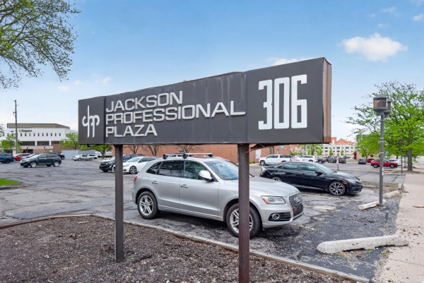 Listing Image #3 - Office for sale at 306 W Washington Avenue , 105, Jackson MI 49201