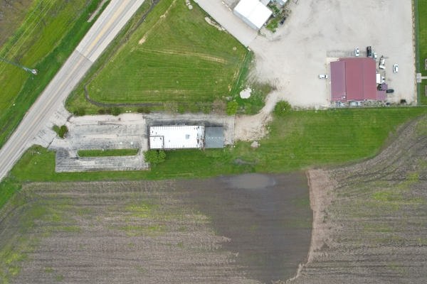 Listing Image #3 - Retail for sale at 3038 N State Route 71 Highway, Ottawa IL 61350