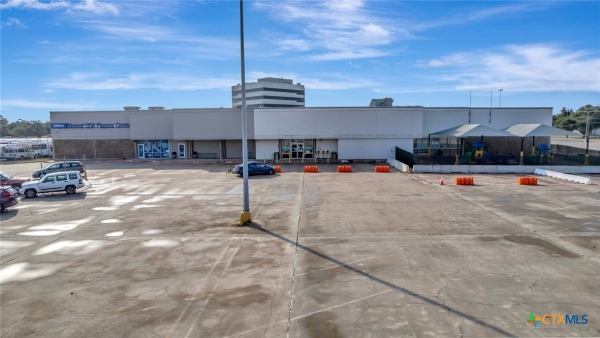 Listing Image #2 - Industrial for sale at 1309 E Red River, Victoria TX 77901 Listing Image #2 - Industrial for sale at 1309 E Red River, Victoria TX 77901