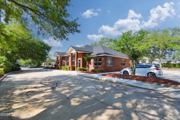 Listing Image #2 - Others for sale at 1555 Kingsley Avenue, Orange Park FL 32073