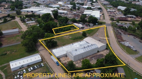 Listing Image #2 - Others for sale at 717 Grimmett Drive, Shreveport LA 71107 Listing Image #2 - Others for sale at 717 Grimmett Drive, Shreveport LA 71107