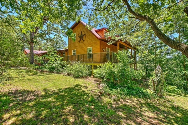 Listing Image #2 - Others for sale at 1387 County Road 306, Berryville AR 72616