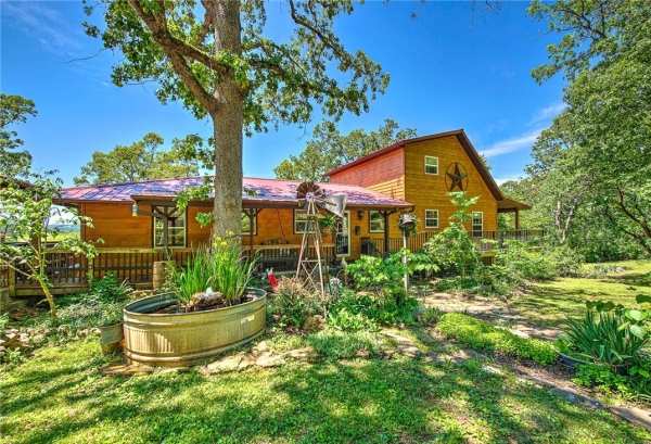 Listing Image #3 - Others for sale at 1387 County Road 306, Berryville AR 72616