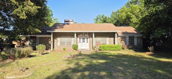 Listing Image #1 - Others for sale at 8246 Chellie Rd, Pensacola FL 32526 Listing Image #1 - Others for sale at 8246 Chellie Rd, Pensacola FL 32526