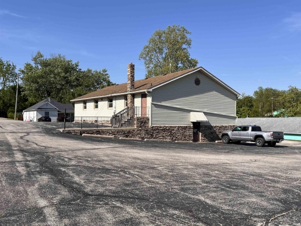 Listing Image #2 - Retail for sale at 1409 W Kirkwood Avenue, Bloomington IN 47404
