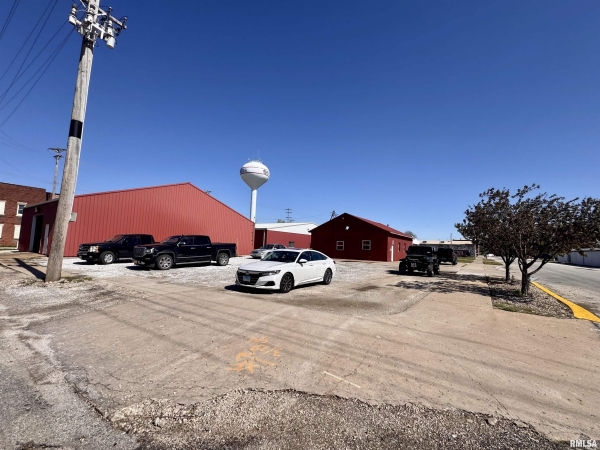 Listing Image #1 - Others for sale at 205 W MAIN Street, Bushnell IL 61422