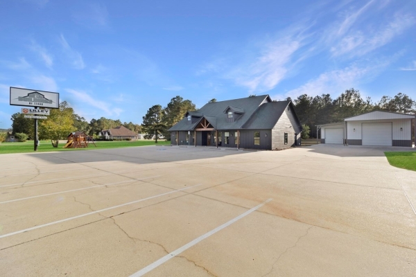 Listing Image #2 - Office for sale at 7899 US Hwy 190 W, Livingston TX 77351