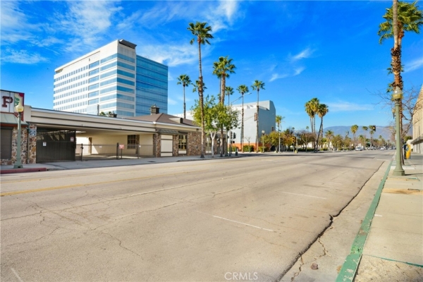 Listing Image #2 - Office for sale at 401 W 4th Street, San Bernardino CA 92401 Listing Image #2 - Office for sale at 401 W 4th Street, San Bernardino CA 92401