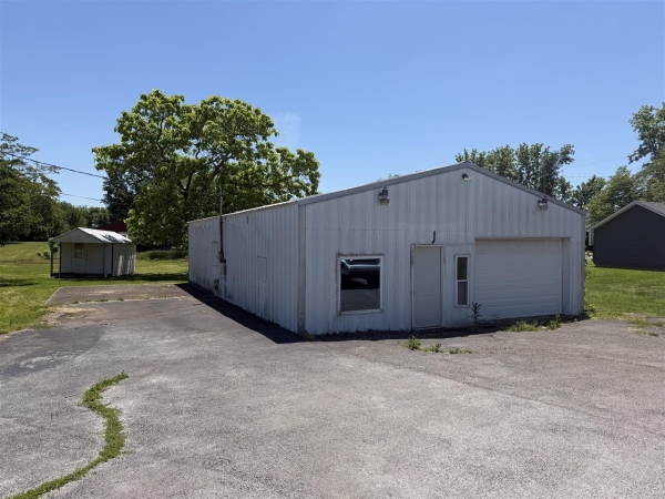 Listing Image #1 - Others for sale at 304 North Dixie Hwy, Cave City KY 42127