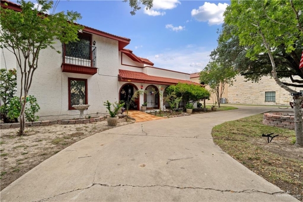 Listing Image #3 - Others for sale at 676 Expressway 83, La Joya TX 78560