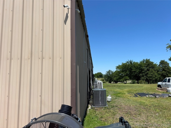 Listing Image #2 - Industrial for sale at 14601 S 4060 Rd, Oohlogah OK 74053