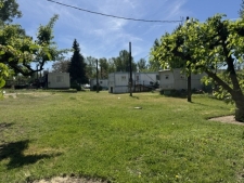 Listing Image #3 - Multi-family for sale at 181 Quick Lane, Zillah WA 98953