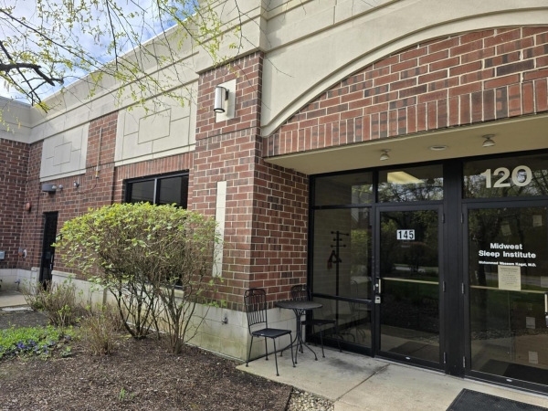 Listing Image #2 - Office for sale at 731 S Il Route 21 Route , 145, Gurnee IL 60031