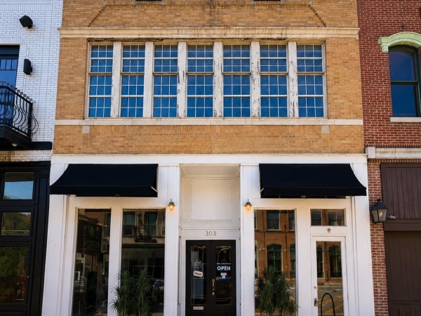 Listing Image #1 - Others for sale at 303 S Main St, Jonesboro AR 72401