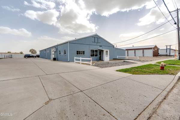 Listing Image #2 - Others for sale at 2521 Railroad Avenue, Bismarck ND 58501 Listing Image #2 - Others for sale at 2521 Railroad Avenue, Bismarck ND 58501