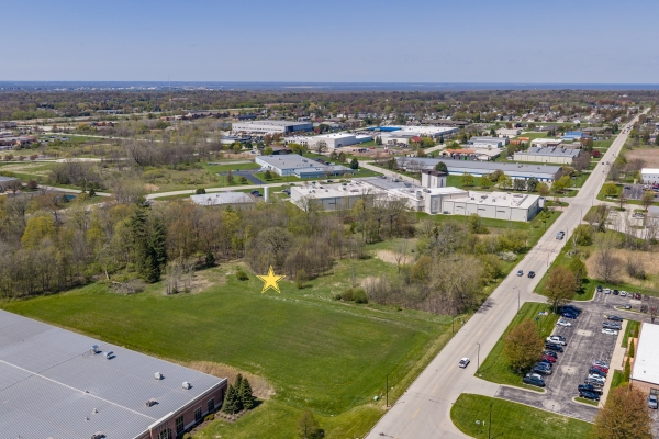 Listing Image #3 - Land for sale at 1204 Ontario Rd, Green Bay WI 54311