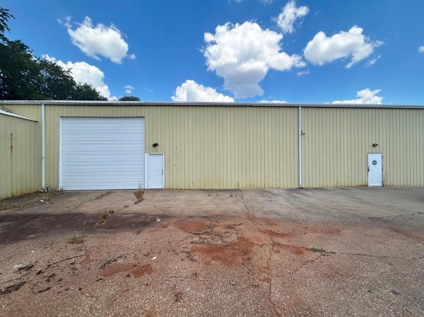 Listing Image #2 - Others for sale at 2737 Pioneer Drive, Bowling Green KY 42104