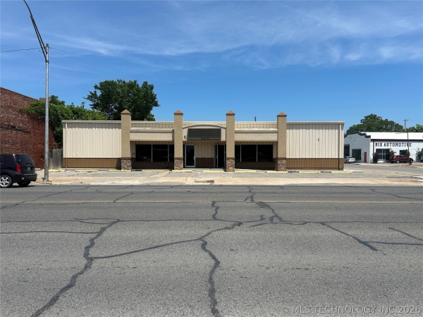 Listing Image #1 - Others for sale at 210 E Okmulgee Street, Muskogee OK 74403