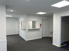 Listing Image #3 - Office for sale at 148 E Peacock Street, Cochran GA 31014