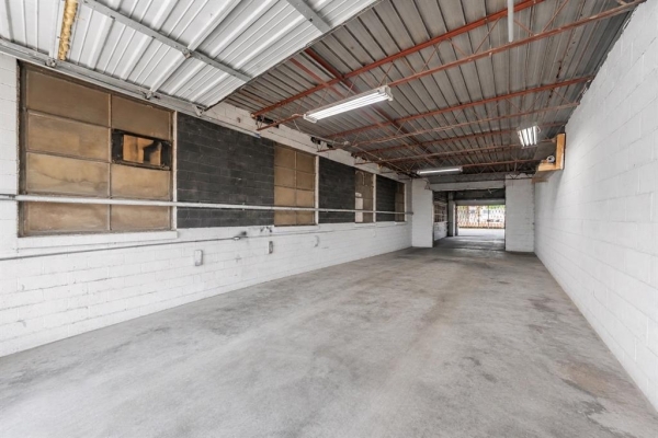 Listing Image #2 - Industrial for sale at 2905 Bryan Avenue, Fort Worth TX 76104 Listing Image #2 - Industrial for sale at 2905 Bryan Avenue, Fort Worth TX 76104