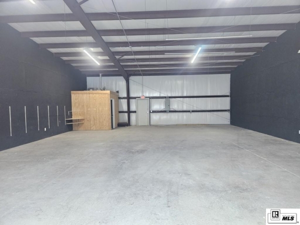 Listing Image #2 - Industrial for sale at 101 PAULA DRIVE, West Monroe LA 71291 Listing Image #2 - Industrial for sale at 101 PAULA DRIVE, West Monroe LA 71291