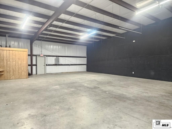 Listing Image #3 - Industrial for sale at 101 PAULA DRIVE, West Monroe LA 71291 Listing Image #3 - Industrial for sale at 101 PAULA DRIVE, West Monroe LA 71291