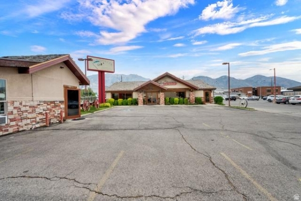 Listing Image #3 - Retail for sale at 340 E 1200 S, Orem UT 84058 Listing Image #3 - Retail for sale at 340 E 1200 S, Orem UT 84058