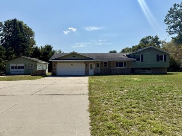 Listing Image #1 - Industrial for sale at 2115 E Sternberg Road, Muskegon MI 49444 Listing Image #1 - Industrial for sale at 2115 E Sternberg Road, Muskegon MI 49444