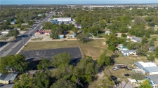 Listing Image #3 - Others for sale at 784 W Court Street, Seguin TX 78155