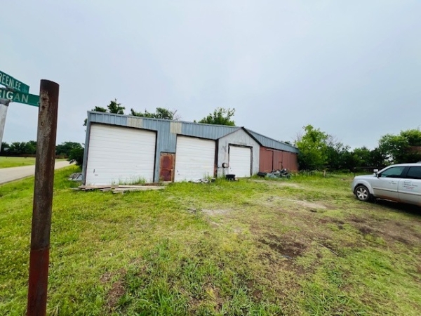 Listing Image #1 - Others for sale at 700 N Michigan, Cushing OK 74023 Listing Image #1 - Others for sale at 700 N Michigan, Cushing OK 74023
