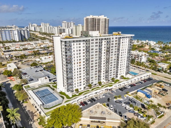 Listing Image #2 - Office for sale at 3015 North Ocean Boulevard, Fort Lauderdale FL 33308 Listing Image #2 - Office for sale at 3015 North Ocean Boulevard, Fort Lauderdale FL 33308