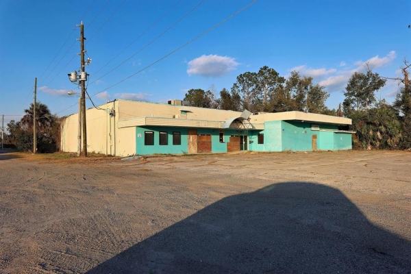 Listing Image #1 - Others for sale at 118 Park St E, Perry FL 32347