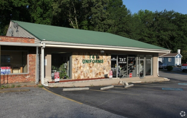 Listing Image #2 - Retail for sale at 285 N Main St, Jonesboro GA 30236 Listing Image #2 - Retail for sale at 285 N Main St, Jonesboro GA 30236