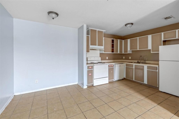 Listing Image #3 - Others for sale at 705 N 11th Street N, Kinder LA 70648 Listing Image #3 - Others for sale at 705 N 11th Street N, Kinder LA 70648