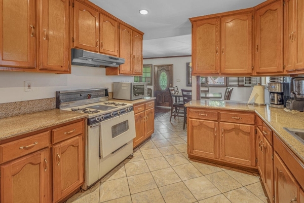Listing Image #3 - Others for sale at 2930 W Florence Avenue, Los Angeles CA 90043 Listing Image #3 - Others for sale at 2930 W Florence Avenue, Los Angeles CA 90043
