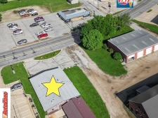 Listing Image #3 - Retail for sale at 902 S Grand Avenue, Charles City IA 50616