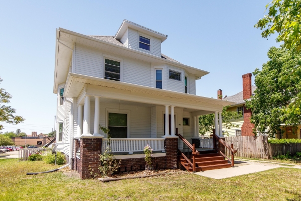 Listing Image #2 - Others for sale at 611 Kellogg Avenue, Ames IA 50010