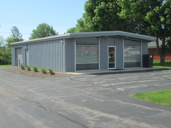 Listing Image #1 - Retail for sale at 5782 James Dr., Stevensville MI 49127