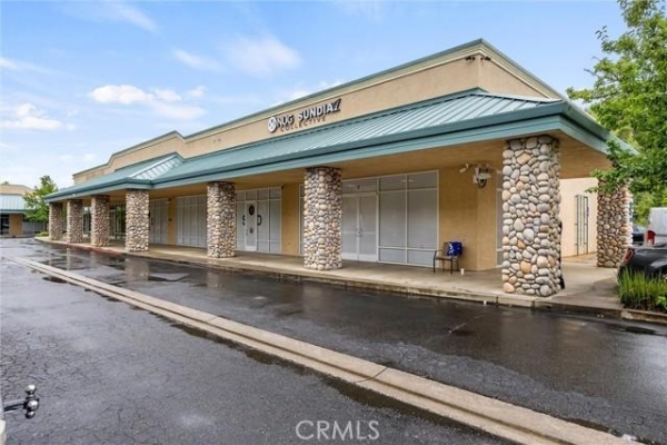 Listing Image #3 - Retail for sale at 1852 Buenaventura, Rdng CA 96001