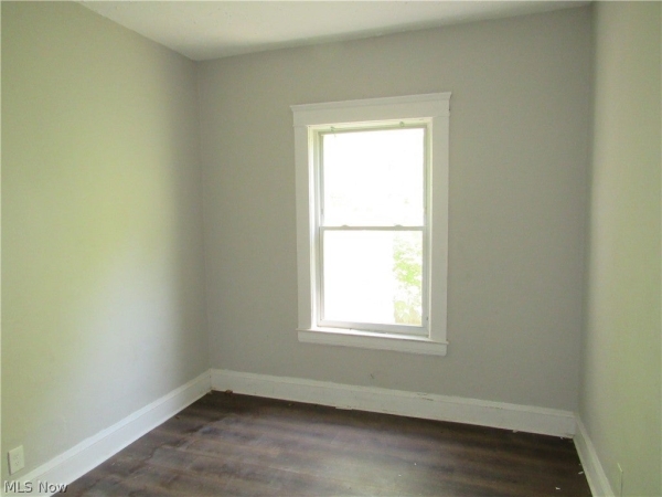 Listing Image #3 - Others for sale at 932 Wheelock Road, Cleveland OH 44103