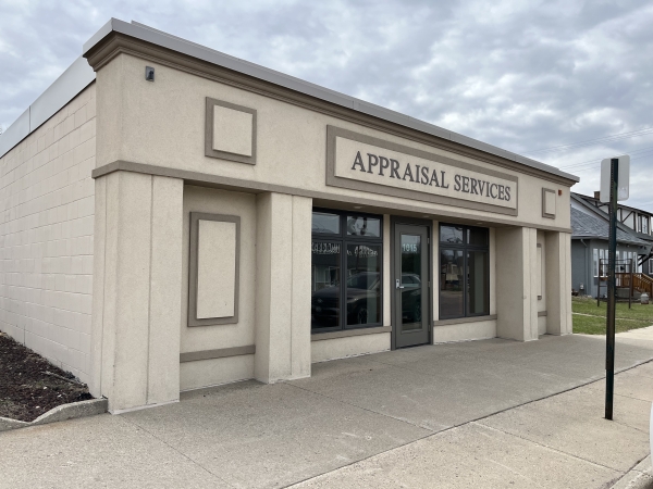 Listing Image #1 - Office for sale at 1015 S Front Street, Mankato MN 56001