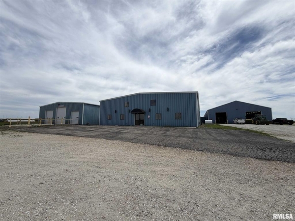 Listing Image #2 - Others for sale at 252 Knox Highway 10, Galesburg IL 61401