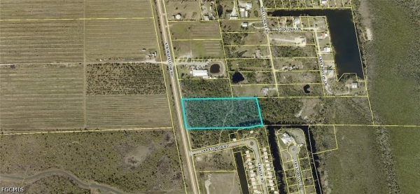 Listing Image #1 - Others for sale at 4026 Stringfellow Road, St James City FL 33956