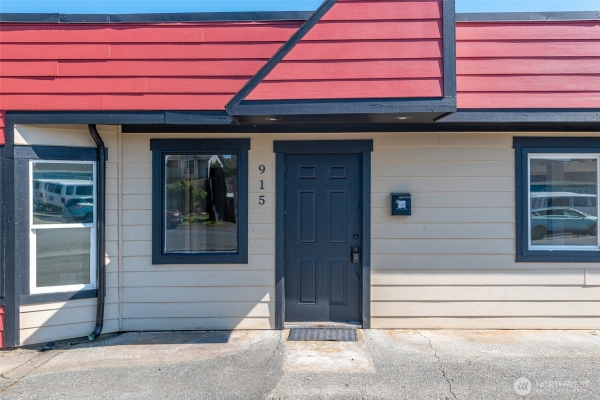 Listing Image #3 - Industrial for sale at 915 McLean Road, Mount Vernon WA 98273