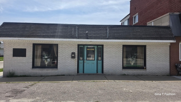 Listing Image #1 - Others for sale at 15040 E 9 Mile Road, Eastpointe MI 48021