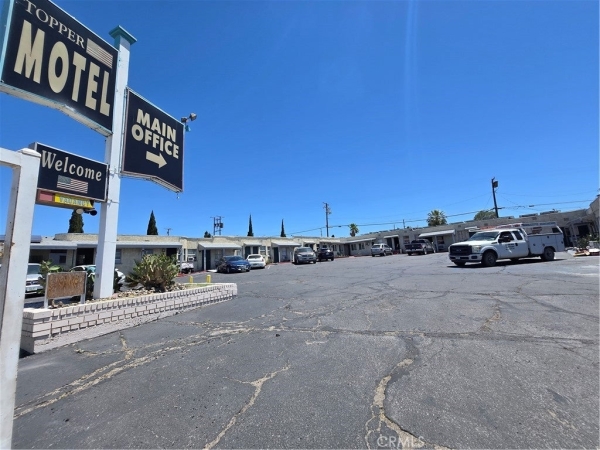 Listing Image #2 - Others for sale at 800 W Main Street, Barstow CA 92311