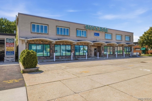 Listing Image #3 - Office for sale at 2718 Elmwood Avenue, Tonawanda NY 14217 Listing Image #3 - Office for sale at 2718 Elmwood Avenue, Tonawanda NY 14217