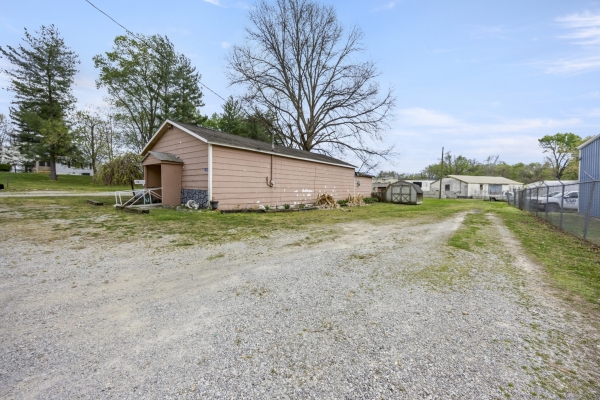 Listing Image #2 - Others for sale at 209 Hodges St. N, Cowan TN 37318